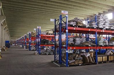 本廠擁有一支技術(shù)力量雄厚、工藝先進(jìn)、檢測(cè)設(shè)備齊全的隊(duì)伍。我們的產(chǎn)品已經(jīng)通過(guò)了CECP的電力設(shè)備測(cè)試實(shí)驗(yàn)室的測(cè)試-電力工業(yè)-電力行業(yè)設(shè)備質(zhì)量測(cè)試中心和西安高壓研究所。產(chǎn)品質(zhì)量可靠，性能優(yōu)良，深受國(guó)內(nèi)外市場(chǎng)好評(píng)。此外，我們已通過(guò)ISO 9001體系認(rèn)證，產(chǎn)品達(dá)到歐美一些工業(yè)發(fā)達(dá)國(guó)家的水平。